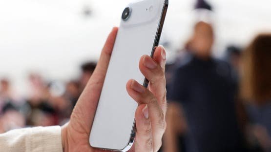 أبل تسجل أرباحًا فصلية تتجاوز التوقعات بفضل آيفون والخدمات الرقمية