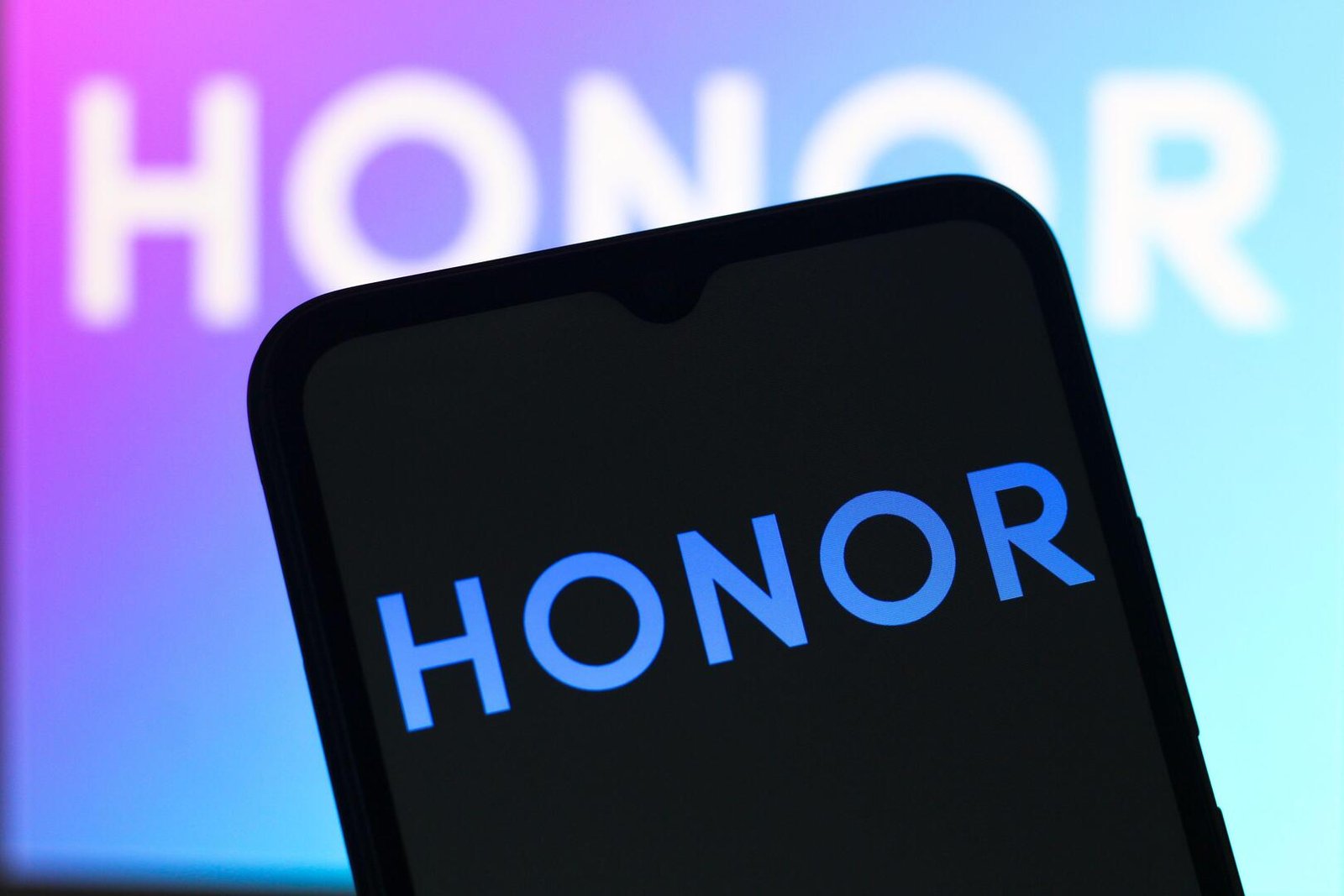 Honor تعلن عن منافس جديد في عالم الهواتف الذكية