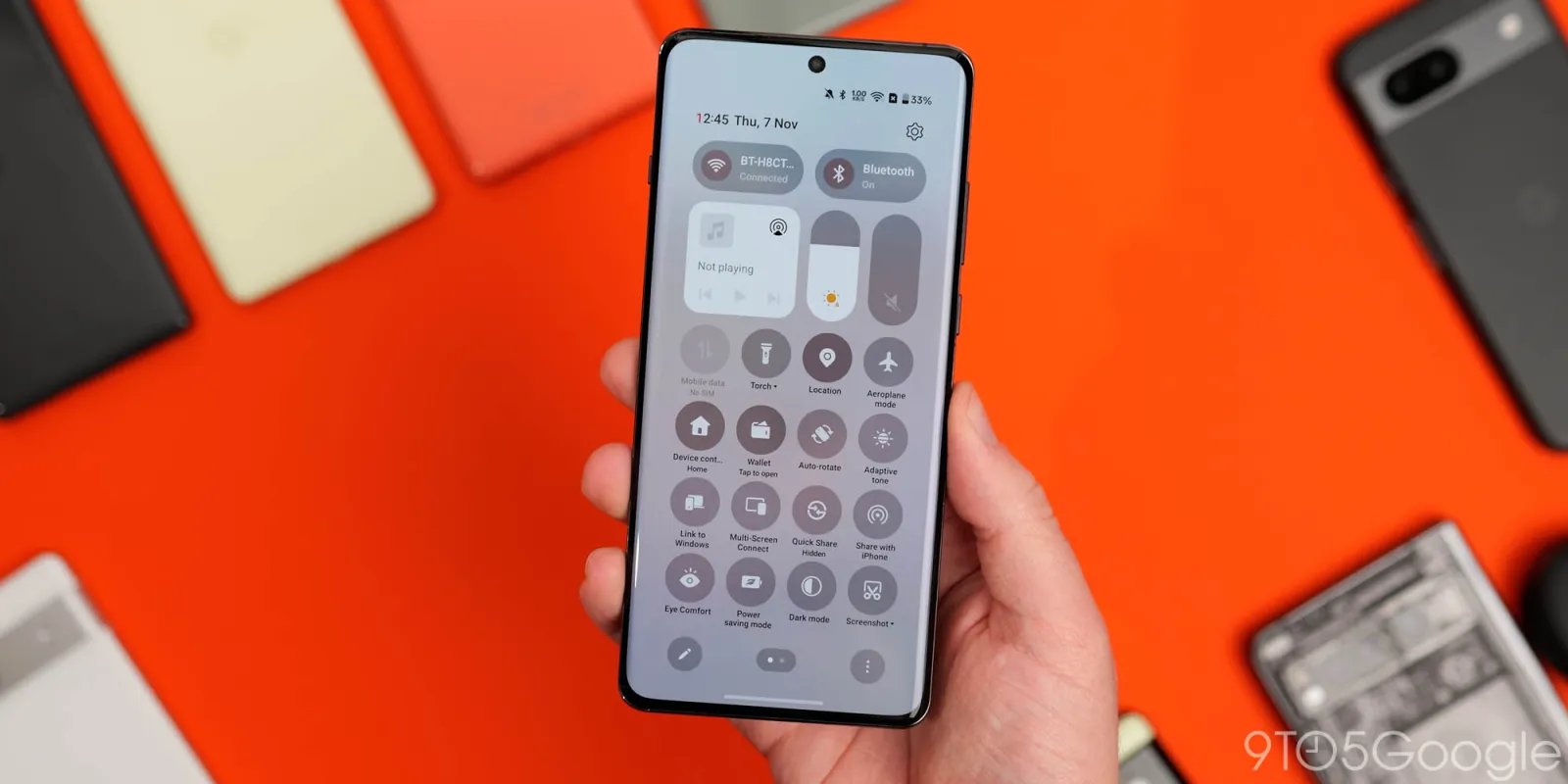 يكشف OnePlus عن نظام التشغيل Android 16 الذي يشبه نظام التشغيل iOS مع دعم Apple Watch والعديد من الذكاء الاصطناعي 2 Quick Settings in OxygenOS 15