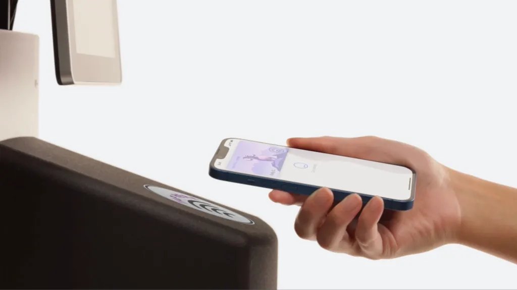 المعرفات الرقمية في Apple Wallet: أين يتم قبولها فعليًا؟ 5 apple wallet IDs tap