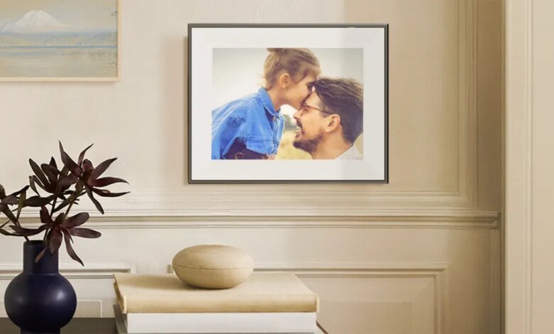 إطار الصور الرقمي Aura Ink بطيء، ومنخفض التكلفة، ومكلف - ورائع تمامًا 1 إطار الصور الرقمي Aura Ink بطيء، ومنخفض التكلفة، ومكلف - ورائع تمامًا