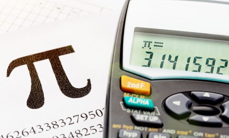 اختبار Pi: ما مدى معرفتك بهذا العدد غير العقلاني؟ 1 A calculator shows the start of the seemingly endless number that constitutes Pi, the mathematical concept and symbol.