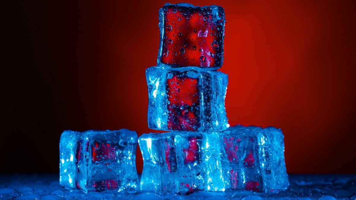 اكتشاف الجليد الذي يتجمد في درجة حرارة الغرفة في تجربة ليزر الأشعة السينية: ScienceAlert 5 اكتشاف الجليد الذي يتجمد في درجة حرارة الغرفة في تجربة ليزر الأشعة السينية: ScienceAlert