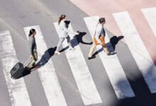 اكتشف العلماء أن الطريقة التي تتنقل بها في المدينة تعتمد على مستوى تعليمك.