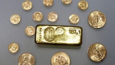 الذهب يتراجع لليوم الثالث ويقترب من مستوى 4 آلاف دولار