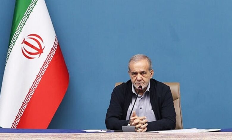 بزشكيان: على الدول الإسلامية أن تخطو كجسد واحد على طريق السلام والأخوة 1 بزشكيان: على الدول الإسلامية أن تخطو كجسد واحد على طريق السلام والأخوة
