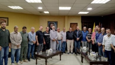 حزب الله عرض مع وفد من نشطاء ولجان الأحياء الأوضاع بمخيم عين الحلوة