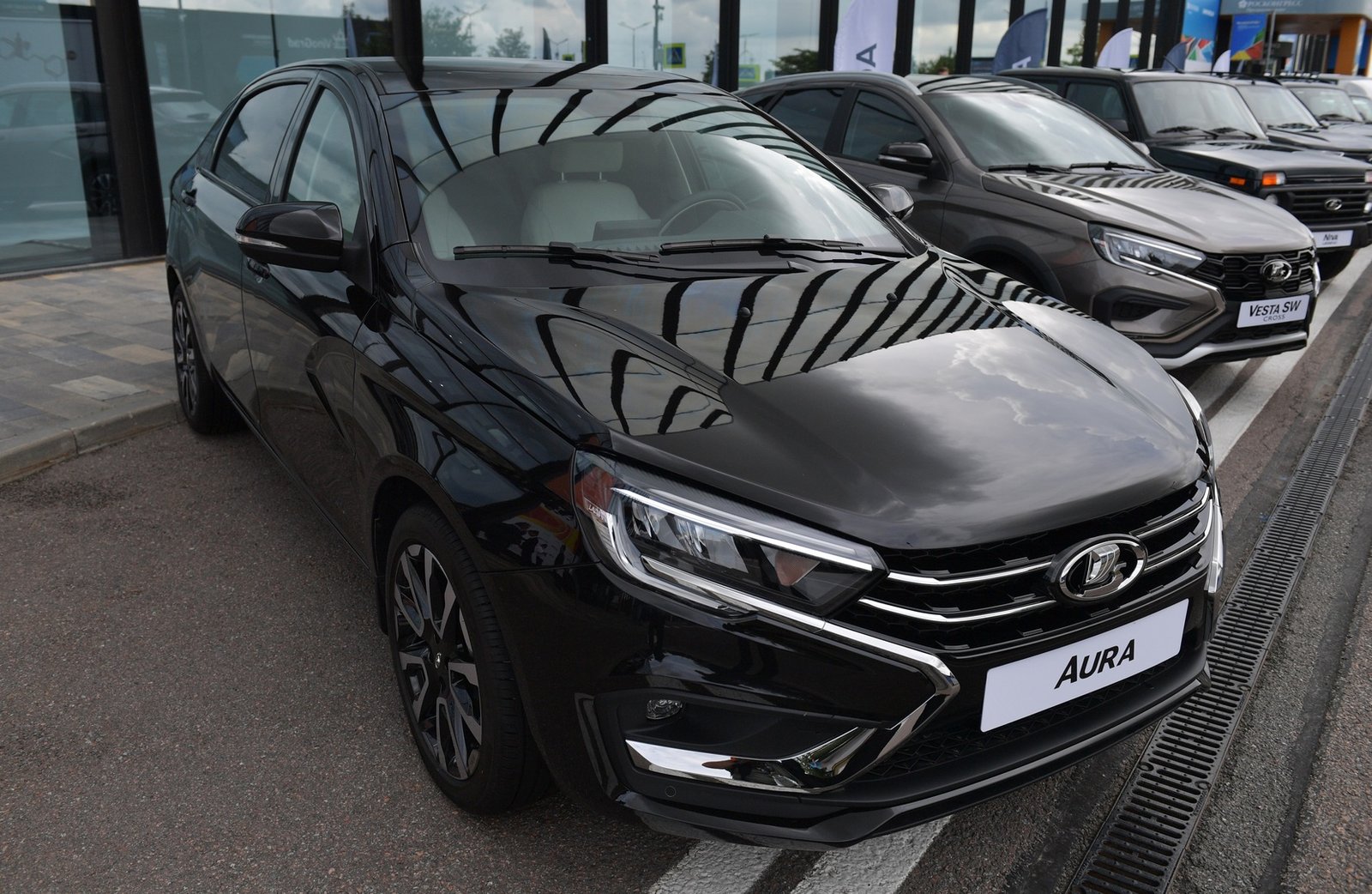 روسيا تدرس تطوير نسخ مميزة من سيارات Lada Aura 3 روسيا تدرس تطوير نسخ مميزة من سيارات Lada Aura