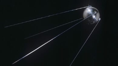 "سبوتنيك-1".. الشرارة التي أطلقت سباق الفضاء قبل 68 عاما (فيديو)