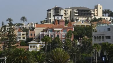صحيفة إسبانية تؤكد استرجاع الجزائر فندقا مملوكا لرجل أعمال مسجون 4 صحيفة إسبانية تؤكد استرجاع الجزائر فندقا مملوكا لرجل أعمال مسجون