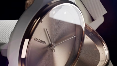 لقد جربت ساعة Garmin الذكية الأكثر أناقة، والآن لا أستطيع خلعها