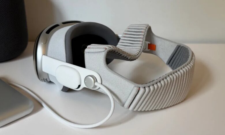 مراجعة Apple Vision Pro (M5): أكثر من مجرد زيادة في المواصفات 1 مراجعة Apple Vision Pro (M5): أكثر من مجرد زيادة في المواصفات