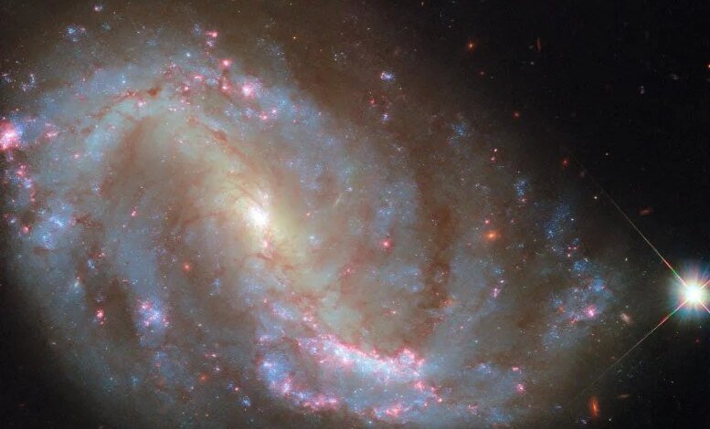 المجرة الحلزونية NGC 7496