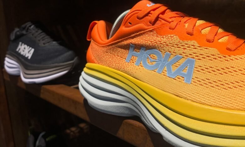 يتراجع سهم Deckers بسبب المخاوف بشأن التوقعات بشأن نمو Hoka وUgg 1 يتراجع سهم Deckers بسبب المخاوف بشأن التوقعات بشأن نمو Hoka وUgg