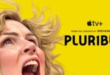 يعد برنامج Pluribus الجديد من Apple TV "كبيرًا مثل التلفزيون الحديث" وفقًا لصحيفة نيويورك تايمز