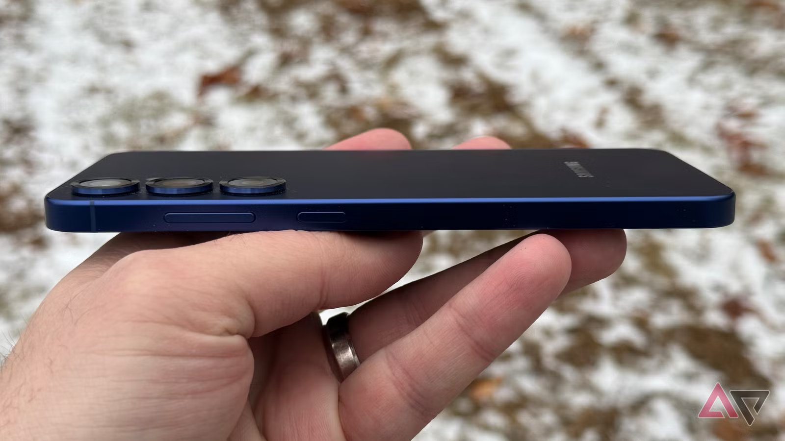 يمكن أن تشهد سلسلة Galaxy S26 من سامسونج تغييرًا كبيرًا 3 يمكن أن تشهد سلسلة Galaxy S26 من سامسونج تغييرًا كبيرًا