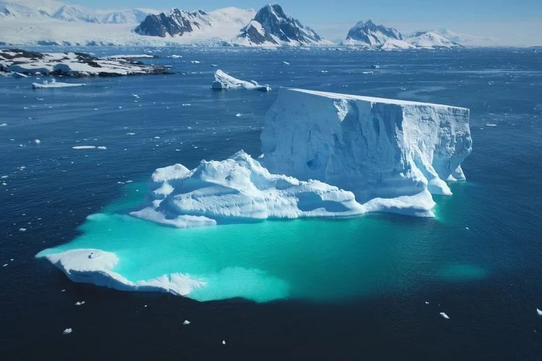 صدمة العلماء بعد انهيار الأنهار الجليدية في القطب الجنوبي في وقت قياسي