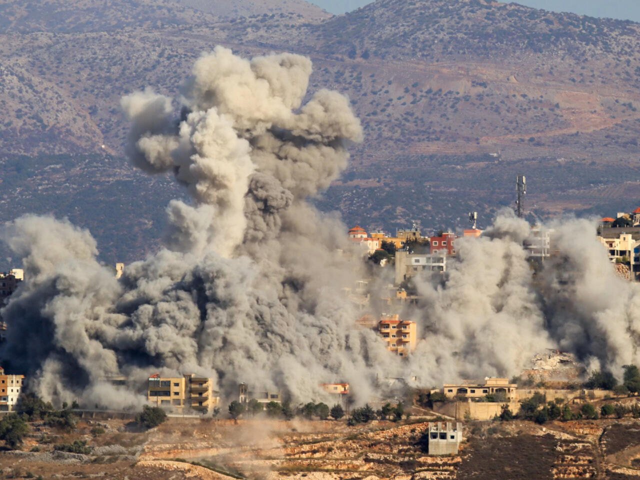 لبنان يتقدم نحو المفاوضات و«اسرائيل» نحو الحرب؟