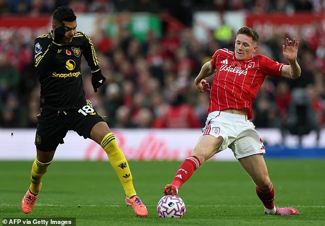 ما قاله هدف مانشستر يونايتد الذي تم تمريره إيمي مارتينيز لأصدقائه قبل معاناته مع أستون فيلا 7 103542043 15252691 image a 60 1762167826578