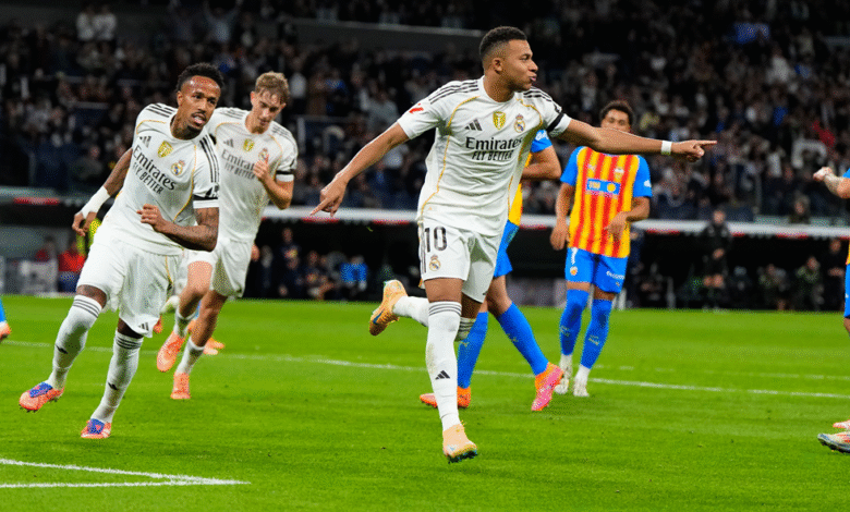 ريال مدريد يكتسح فالنسيا ويوسع الفارق في صدارة "الليغا"