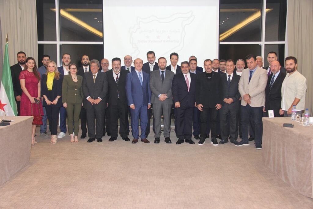 تجمع سوريا الوطني يعقد اجتماعاً استثنائياً في بيروت استعداداً لمؤتمره السنوي في دمشق