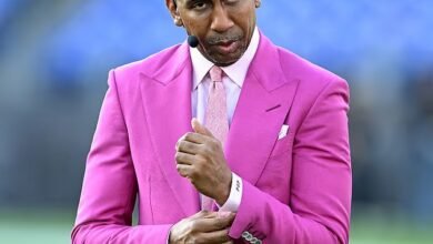 أمر زملاء ستيفن أ. سميث في ESPN بقطع العلاقات مع تطبيق الألعاب بعد أن روج للشركة المثيرة للجدل