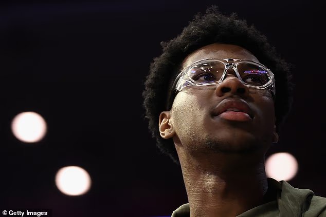 يشاهد برايس نجل ليبرون جيمس رقم 4 في ولاية أريزونا يتفوق على رقم 3 UConn 71-67 يشاهد برايس نجل ليبرون جيمس رقم 4 في ولاية أريزونا يتفوق على رقم 3 UConn 71-67