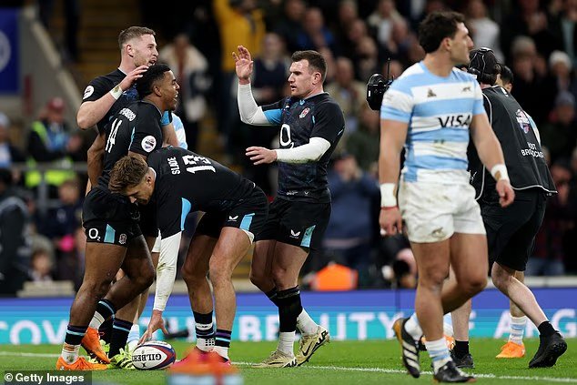 إنجلترا 27 – 23 الأرجنتين تقييمات اللاعبين: من الذي لم يفعل ما يكفي في فرصته؟ من هو المهاجم الذي كان متميزًا؟ ومن لا يزال بإمكانه التحسن بشكل كبير مع نجاة فريق ستيف بورثويك من الخوف المتأخر