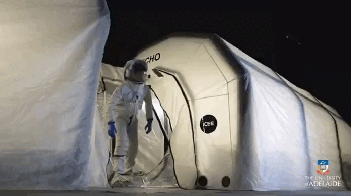 4280019ae13d5d2711f379d712e018fcc3154f38