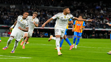 6906898d4c59b702ab3bb45f