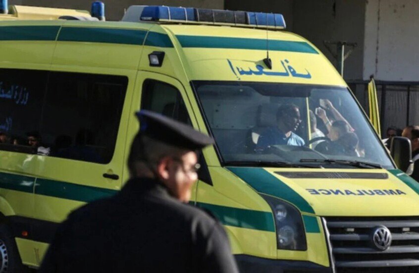 ما عواقب ترك الشاحن موصولا بالكهرباء؟