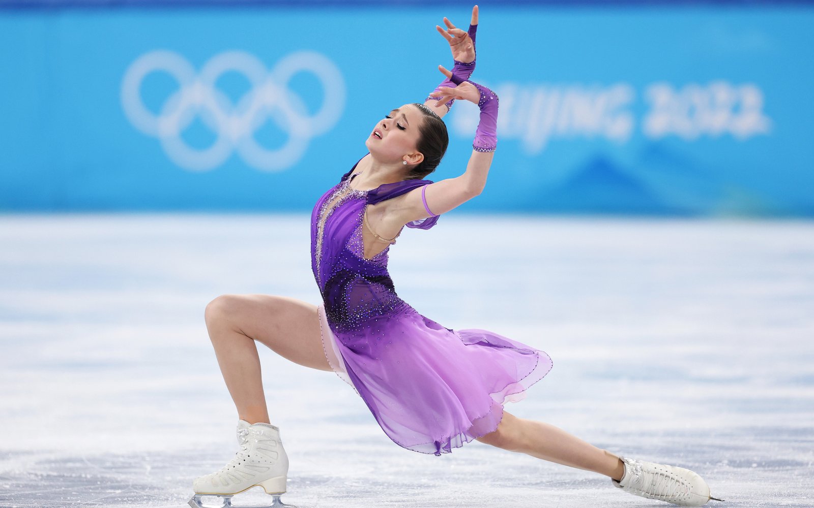 الاتحاد الدولي للتزلج يسحب رسميا ميدالية ذهبية من فالييفا