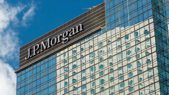 تحقيقات مع جي بي مورغان حول ممارسات الإقصاء المصرفي بدوافع سياسية تحقيقات مع جي بي مورغان حول ممارسات الإقصاء المصرفي بدوافع سياسية