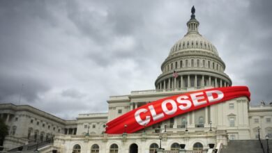 بدأ شهره الثاني. الولايات المتحدة تقترب من تسجيل مدة قياسية للإغلاق الحكومي