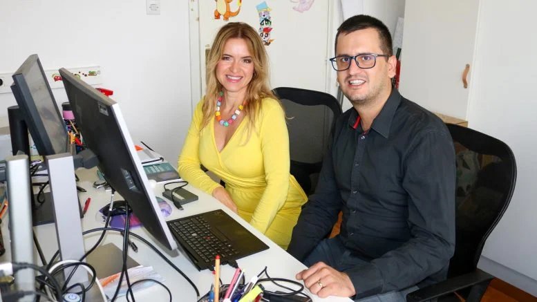 Iva Tolic Kruno Vukusic Sitting