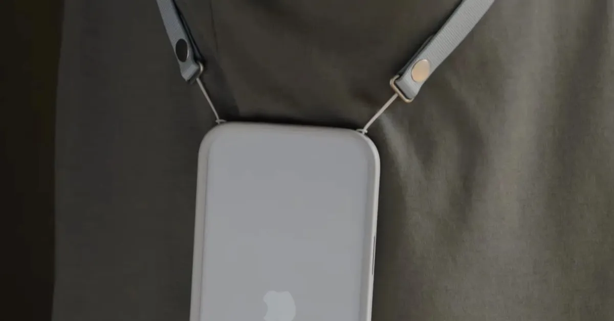 على الرغم من عدم شعبيتها إلا أن أحزمة iPhone التي توضع على الجسم ليست عديمة الفائدة كما قد تبدو - صورة مميزة على الرغم من عدم شعبيتها إلا أن أحزمة iPhone التي توضع على الجسم ليست عديمة الفائدة كما قد تبدو