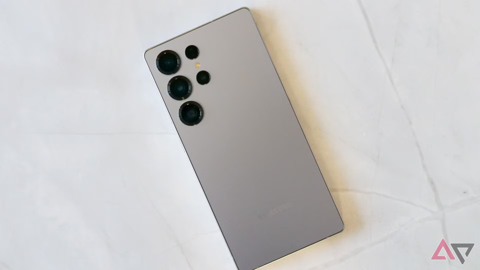 قد يجعل Samsung Galaxy S26 Ultra الشحن اللاسلكي يستحق الاستخدام مرة أخرى