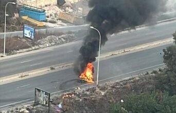 الاحتلال يعلن اغتيال ثلاثة من حزب الله في جنوب لبنان