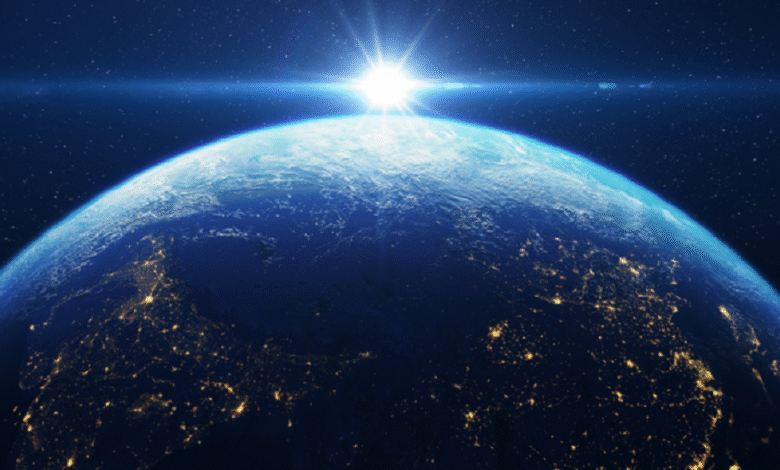 روسيا تطلق أقمارا جديدة لرصد الأرض والأجسام السماوية 1 روسيا تطلق أقمارا جديدة لرصد الأرض والأجسام السماوية