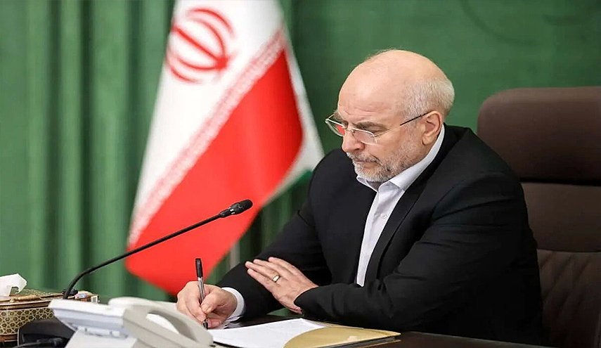 قاليباف يُبلغ الحكومة بقانون إزالة أربعة أصفار من العملة الوطنية