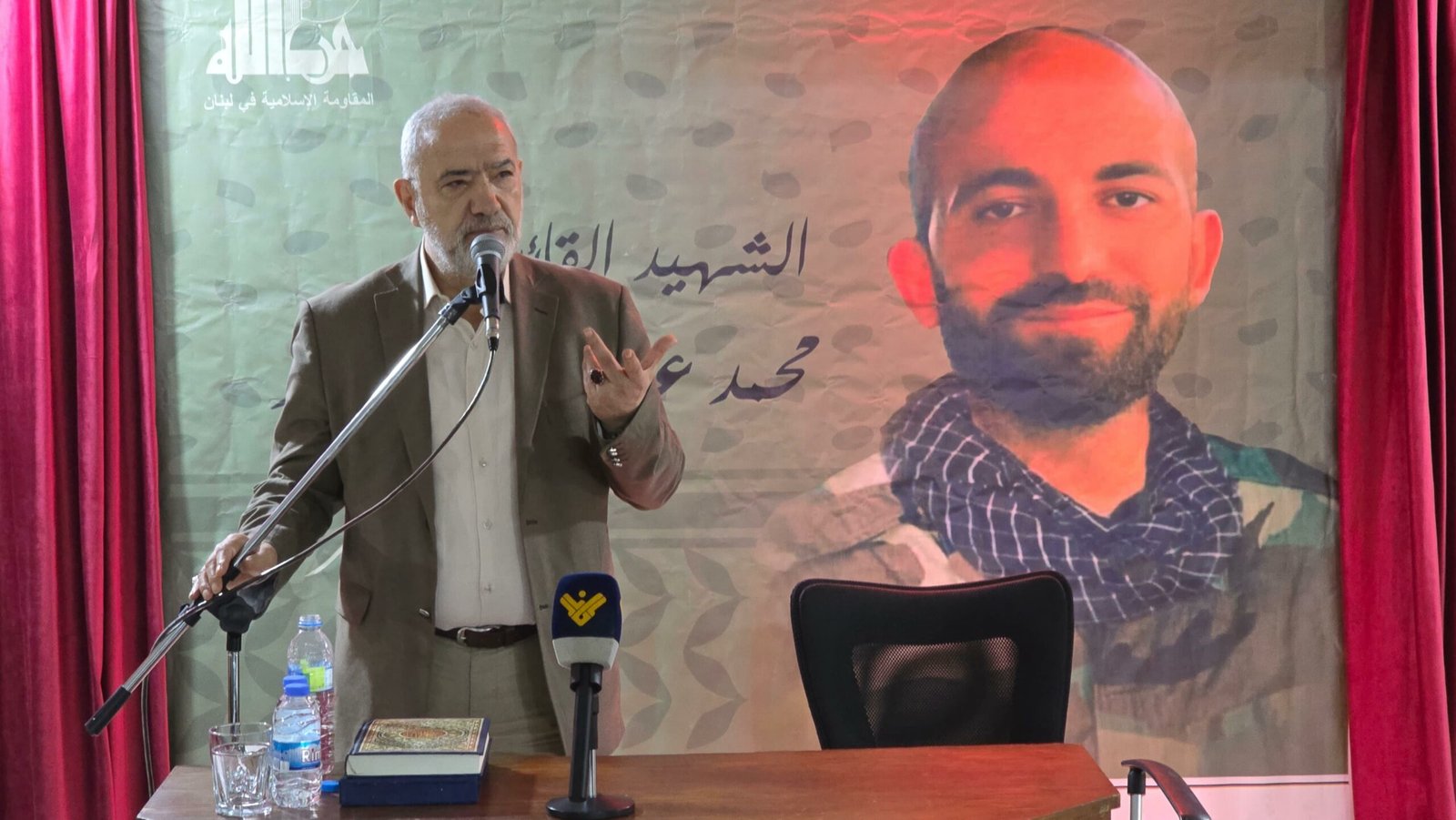 قماطي من جبيل من حقنا الوطني أن نرفض أن يقول الأميركي للحكومة اللبنانية افعلوا كذا خدمة للإسرائيلي قماطي من جبيل من حقنا الوطني أن نرفض أن يقول الأميركي للحكومة اللبنانية افعلوا كذا خدمة للإسرائيلي