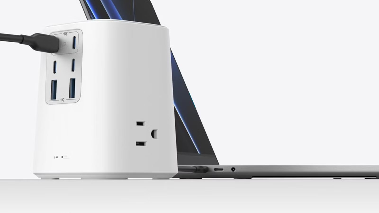 محطة الشحن القوية 9 في 1 من Anker وصلت إلى سعر يصعب مقاومته 5 محطة الشحن القوية 9 في 1 من Anker وصلت إلى سعر يصعب مقاومته