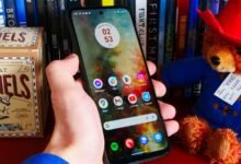 هذا هو الهاتف الذي تبلغ قيمته 123 دولارًا والذي سيكفيك لأيام بشحنة واحدة