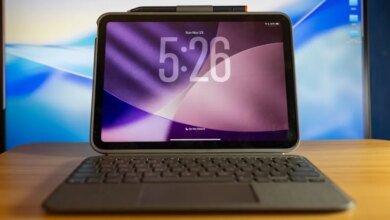 يعد إعداد iPad الذي تبلغ قيمته 450 دولارًا خيارًا أفضل من معظم أجهزة Chromebook، وإليك السبب