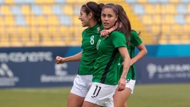 ركلة العقرب.. ليزبيث أوفايي تفوز بجائزة أجمل هدف لعام 2025 (فيديو) ركلة العقرب.. ليزبيث أوفايي تفوز بجائزة أجمل هدف لعام 2025 (فيديو)