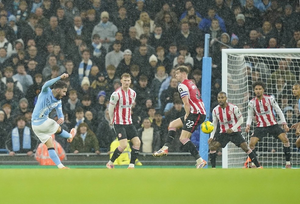 شاهد.. هدف صاروخي في المقص