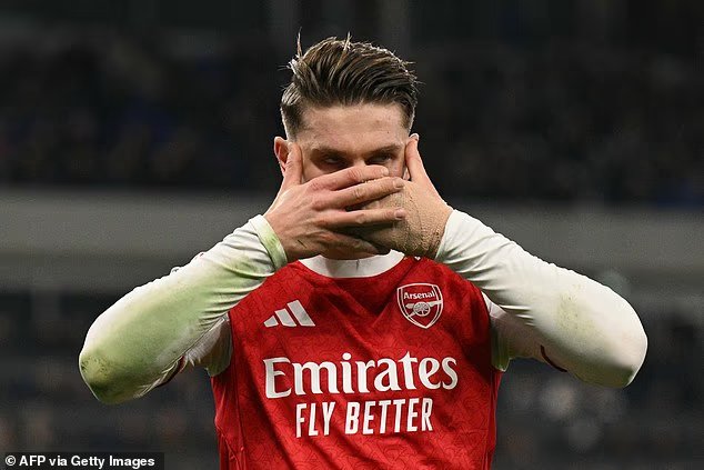 مشجعي ارسنال ننظر بعيدا الآن! لماذا لا يكون التفوق في عيد الميلاد أمرًا جيدًا دائمًا؟ مشجعي ارسنال ننظر بعيدا الآن! لماذا لا يكون التفوق في عيد الميلاد أمرًا جيدًا دائمًا؟