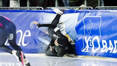 يراقب جيك بول بلا حول ولا قوة بينما تغادر خطيبته التصفيات الأولمبية وهي تبكي بعد وقوع الكارثة