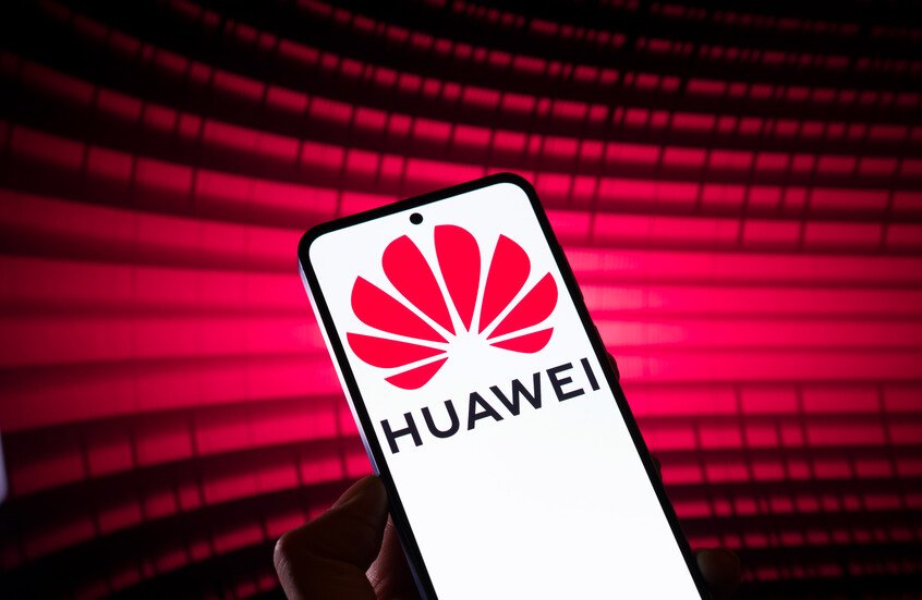 مواصفات الهاتف المنافس الجديد من itel