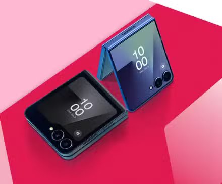 galaxy z flip 7 z flip 7 fe side by side